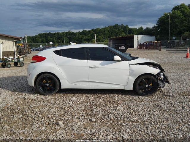 Aukcja sprzedaży 2014 Hyundai Veloster Base W/black, vin: KMHTC6AD9EU182849, numer aukcji: 45421957