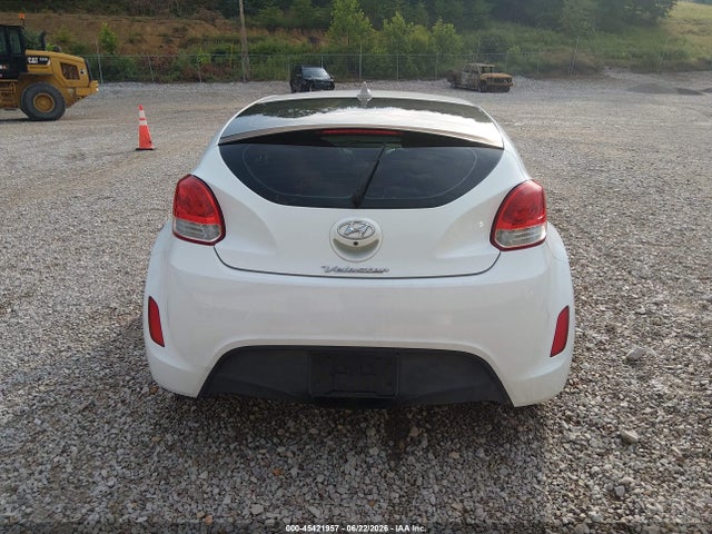 Aukcja sprzedaży 2014 Hyundai Veloster Base W/black, vin: KMHTC6AD9EU182849, numer aukcji: 45421957