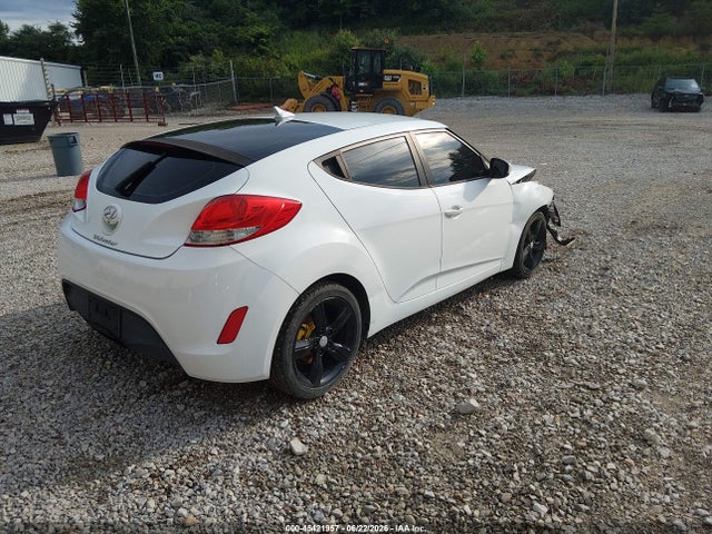 Aukcja sprzedaży 2014 Hyundai Veloster Base W/black, vin: KMHTC6AD9EU182849, numer aukcji: 45421957