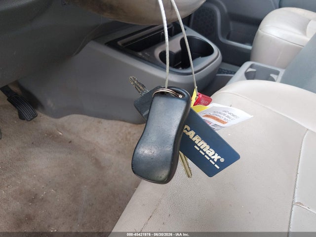 5BZAF0AA2GN851515 Nissan Nv Passenger Nv3500 Hd Sl V8