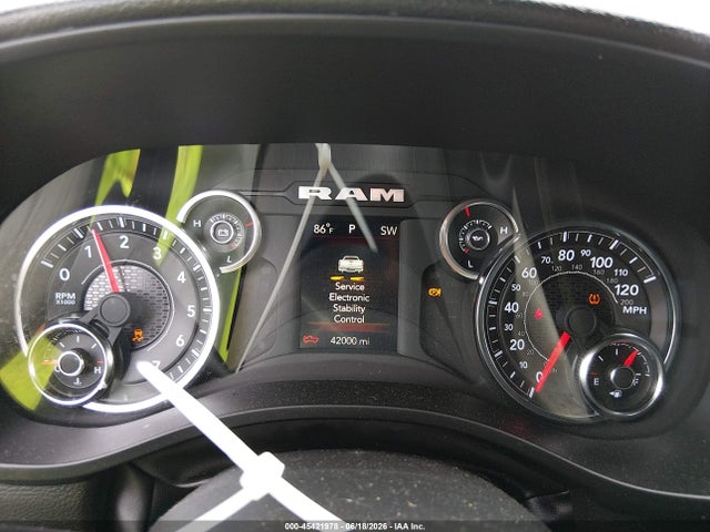 2023 Ram 1500 Big Horn  4x4 5'7 Box მანქანა იყიდება აუქციონზე, vin: 1C6SRFFTXPN613685, აუქციონის ნომერი: 45421978