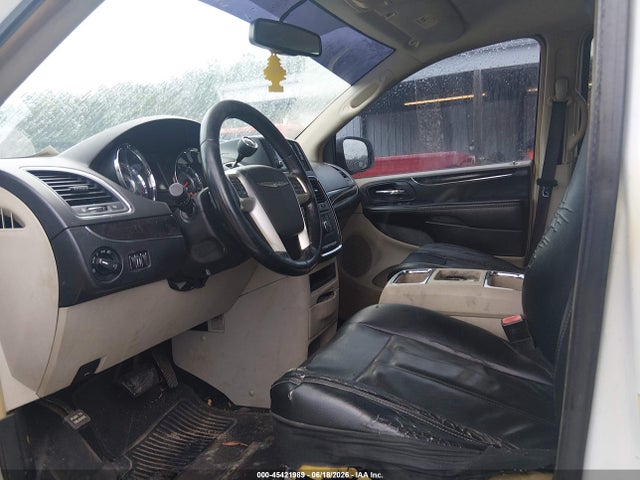 Продажа на аукционе авто 2014 Chrysler Town & Country Touring, vin: 2C4RC1BG4ER444218, номер лота: 45421989