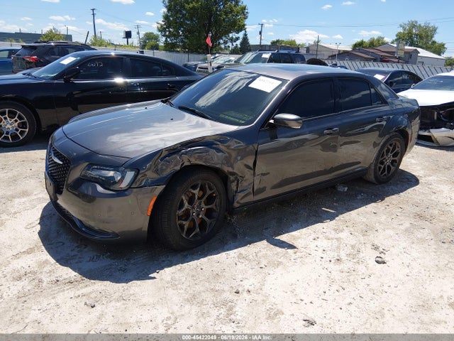 45422049 :رقم المزاد ، 2C3CCAGG9JH165429 vin ، 2018 Chrysler 300 300s Awd مزاد بيع