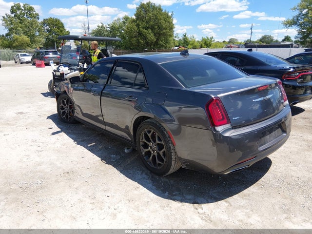 45422049 :رقم المزاد ، 2C3CCAGG9JH165429 vin ، 2018 Chrysler 300 300s Awd مزاد بيع