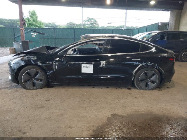 Продажа на аукционе авто 2018 Tesla Model 3 Long Range/performance, vin: 5YJ3E1EB7JF182295, номер лота: 45422053
