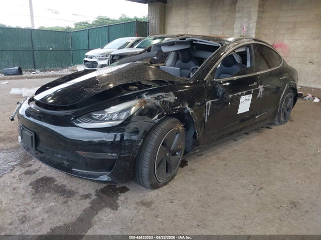 Продажа на аукционе авто 2018 Tesla Model 3 Long Range/performance, vin: 5YJ3E1EB7JF182295, номер лота: 45422053