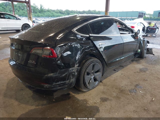 Продажа на аукционе авто 2018 Tesla Model 3 Long Range/performance, vin: 5YJ3E1EB7JF182295, номер лота: 45422053