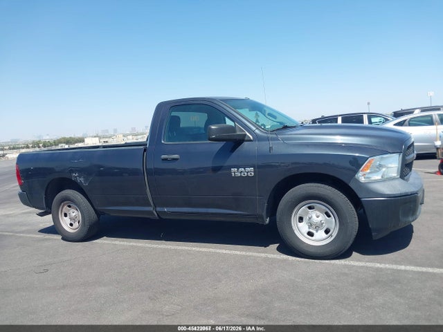 45422067 :رقم المزاد ، 3C6JR6DG7JG255351 vin ، 2018 Ram 1500 Tradesman  4x2 8' Box مزاد بيع