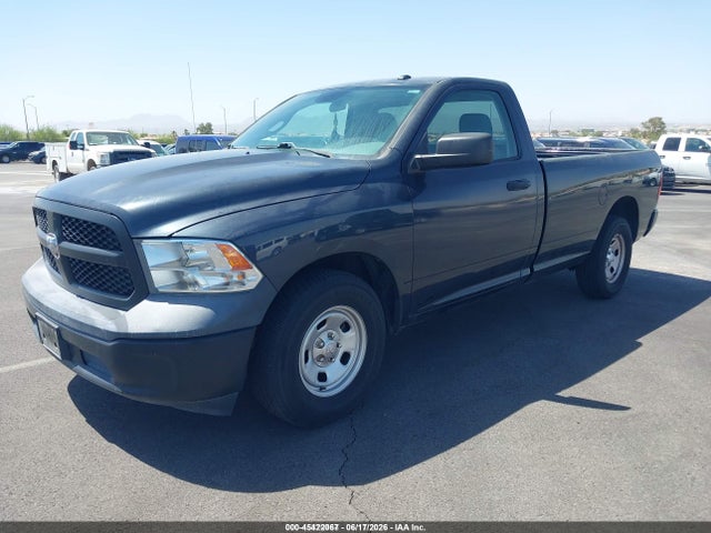 45422067 :رقم المزاد ، 3C6JR6DG7JG255351 vin ، 2018 Ram 1500 Tradesman  4x2 8' Box مزاد بيع
