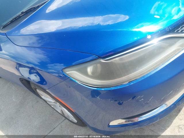 Продажа на аукционе авто 2015 Chrysler 200 Limited, vin: 1C3CCCAB8FN741678, номер лота: 45422114