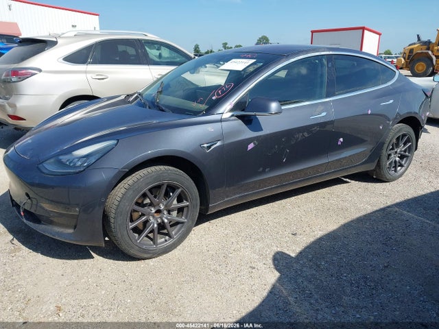 45422141 :رقم المزاد ، 5YJ3E1EA8KF308141 vin ، 2019 Tesla Model 3 Long Range/mid Range/standard Range/standard Range Plus مزاد بيع