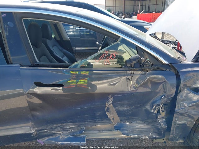 45422141 :رقم المزاد ، 5YJ3E1EA8KF308141 vin ، 2019 Tesla Model 3 Long Range/mid Range/standard Range/standard Range Plus مزاد بيع