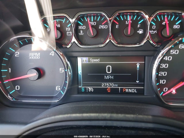 Chevrolet Tahoe Ls 2018 1GNSKAEC6JR331102 Image 18