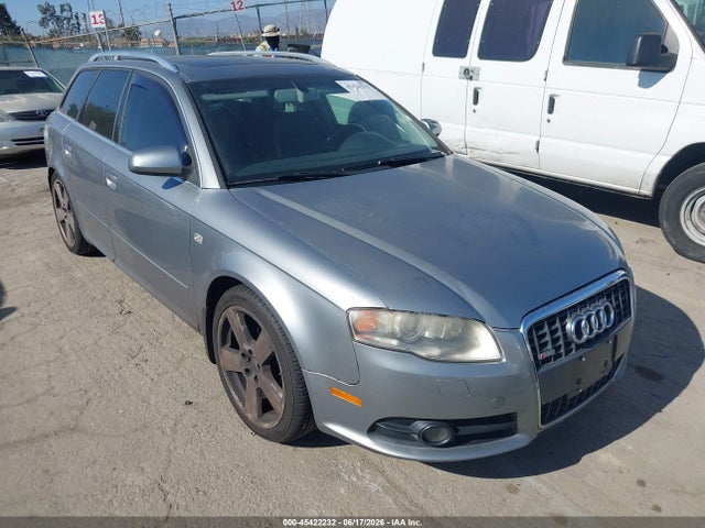 Продажа на аукционе авто 2008 Audi A4 3.2, vin: WAUKH98E88A082682, номер лота: 45422232