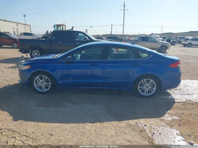 3FA6P0UU7JR209472 Ford Fusion Hybrid S