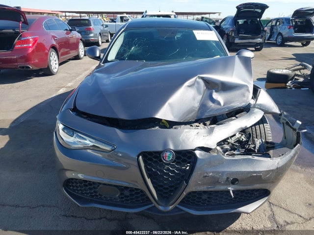 Alfa Romeo Giulia Ti Rwd 2017 ZARFAECN8H7549949 Image 12