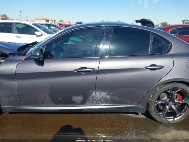 Alfa Romeo Giulia Ti Rwd 2017 ZARFAECN8H7549949 Image 14