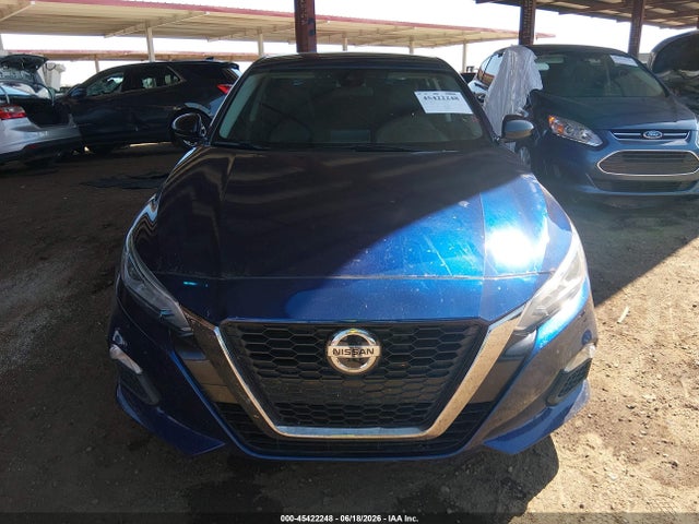 1N4BL4CV6NN358945 Nissan Altima Sr Fwd