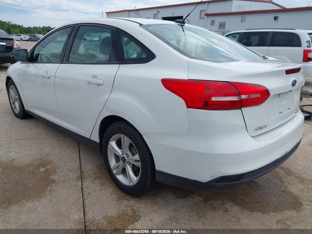 Aukcja sprzedaży 2015 Ford Focus Se, vin: 1FADP3F23FL250059, numer aukcji: 45422268