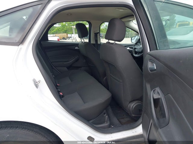 Aukcja sprzedaży 2015 Ford Focus Se, vin: 1FADP3F23FL250059, numer aukcji: 45422268