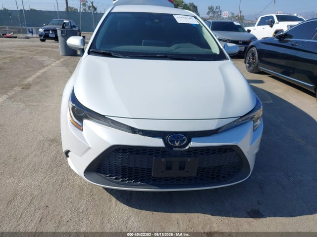 Toyota Corolla Hybrid Le 2022 JTDEAMDE5N3000372 Image 12