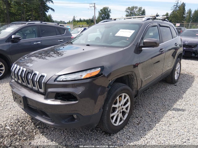 1C4PJMCB5HW657885 Jeep Cherokee Latitude 4x4