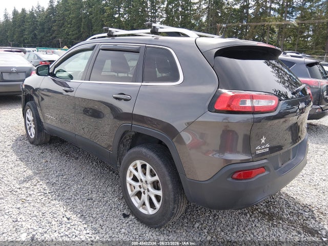 1C4PJMCB5HW657885 Jeep Cherokee Latitude 4x4
