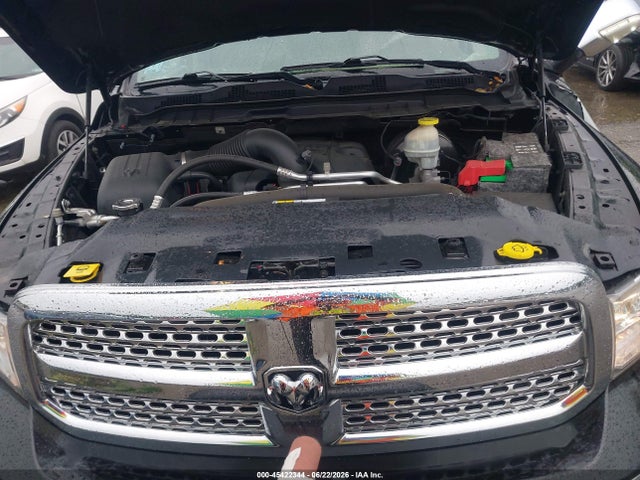 1C6RR7NT7HS816512 RAM 1500 Laramie 4x4 5&#039;7 Box