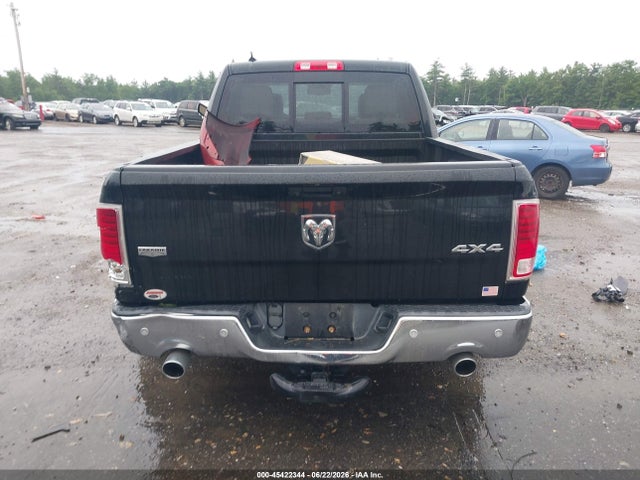 1C6RR7NT7HS816512 RAM 1500 Laramie 4x4 5&#039;7 Box