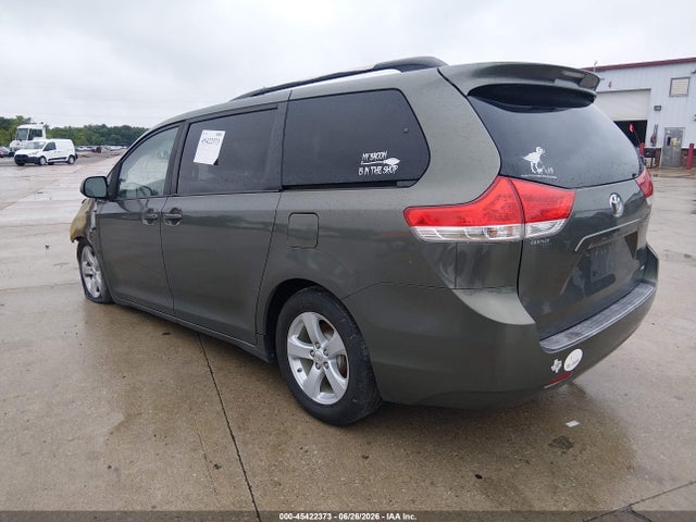 Продаж на аукціоні авто 2011 Toyota Sienna Le V6, vin: 5TDKK3DC6BS045601, номер лоту: 45422373