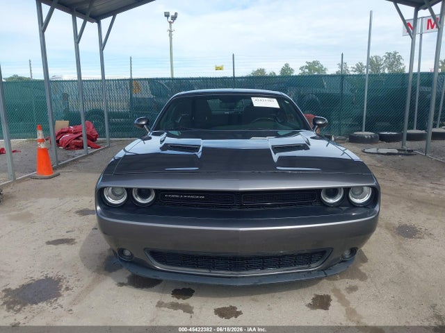 Продажа на аукционе авто 2021 Dodge Challenger Sxt, vin: 2C3CDZAG2MH623370, номер лота: 45422382