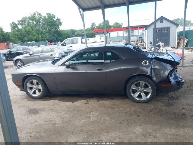 Продажа на аукционе авто 2021 Dodge Challenger Sxt, vin: 2C3CDZAG2MH623370, номер лота: 45422382