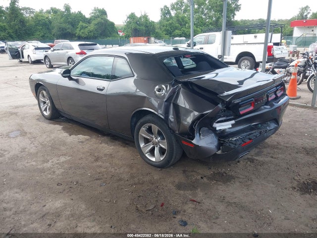 Продажа на аукционе авто 2021 Dodge Challenger Sxt, vin: 2C3CDZAG2MH623370, номер лота: 45422382