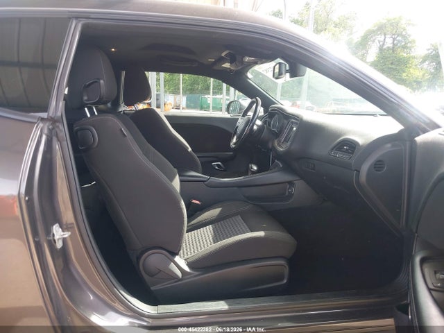 Продажа на аукционе авто 2021 Dodge Challenger Sxt, vin: 2C3CDZAG2MH623370, номер лота: 45422382