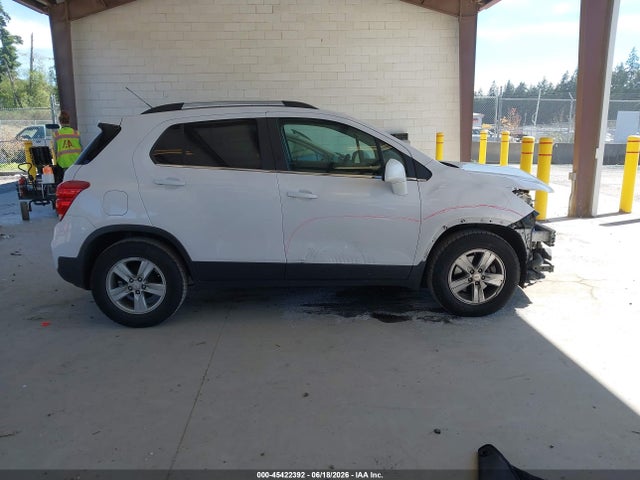 Продаж на аукціоні авто 2020 Chevrolet Trax Fwd Lt, vin: 3GNCJLSB1LL209983, номер лоту: 45422392