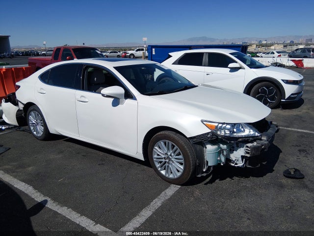 45422409 :رقم المزاد ، JTHBK1GG4F2179487 vin ، 2015 Lexus Es 350 مزاد بيع