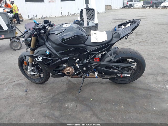 BMW S 1000 R 2023 WB10E5300P6H03471 Image 12