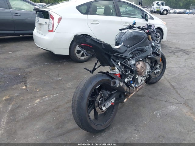 BMW S 1000 R 2023 WB10E5300P6H03471 Image 4