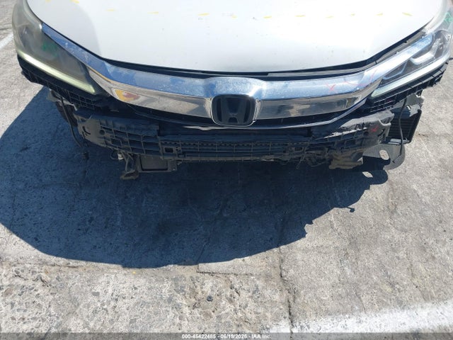 Продаж на аукціоні авто 2017 Honda Accord Hybrid Ex-l, vin: JHMCR6F52HC000650, номер лоту: 45422485