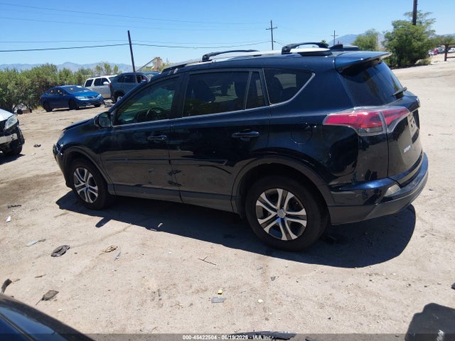 Toyota RAV4 LE 2017 JTMZFREV9HD093586 Image 13