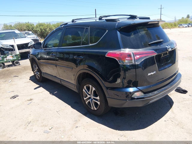 Toyota RAV4 LE 2017 JTMZFREV9HD093586 Image 3