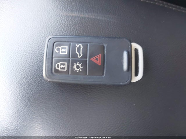 YV440MDK8G2837921 Volvo Xc60 T5 Drive-e Premier