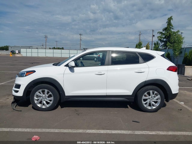 KM8J2CA46LU172317 Hyundai TUCSON SE