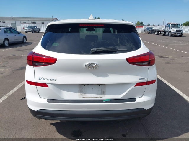 KM8J2CA46LU172317 Hyundai TUCSON SE