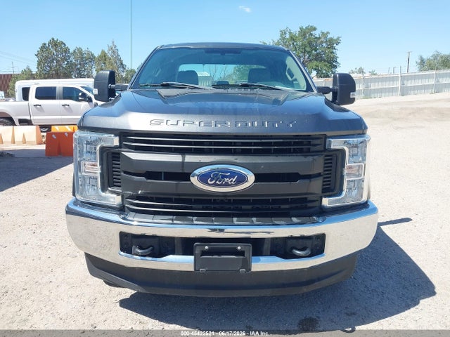 1FT7X2B60JEC69952 Ford F-250 Lariat/xl/xlt