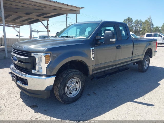 1FT7X2B60JEC69952 Ford F-250 Lariat/xl/xlt