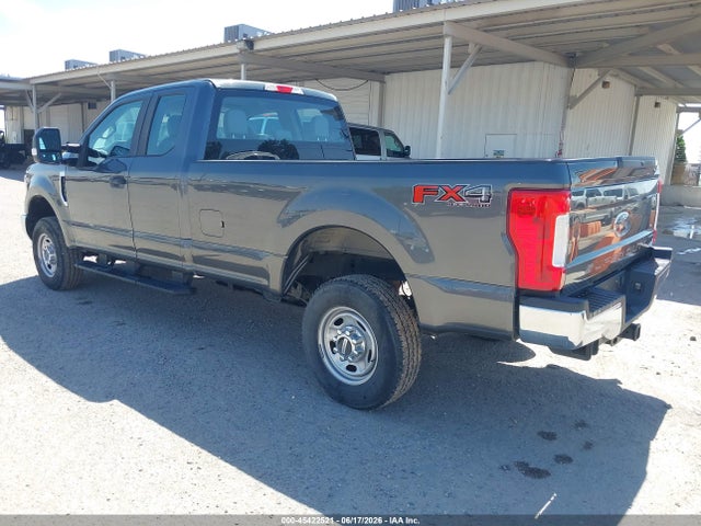 1FT7X2B60JEC69952 Ford F-250 Lariat/xl/xlt