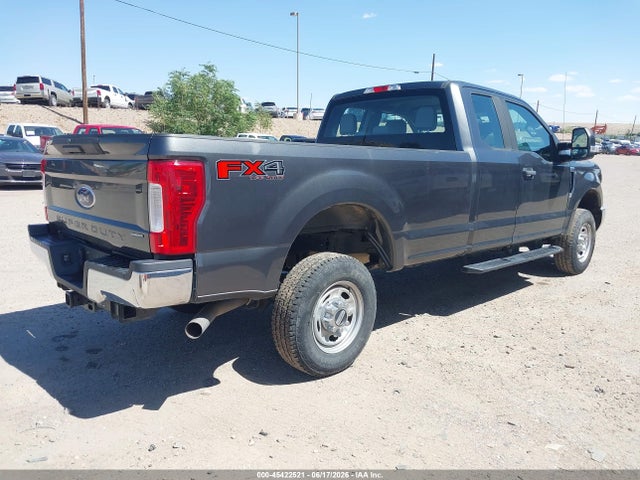 1FT7X2B60JEC69952 Ford F-250 Lariat/xl/xlt