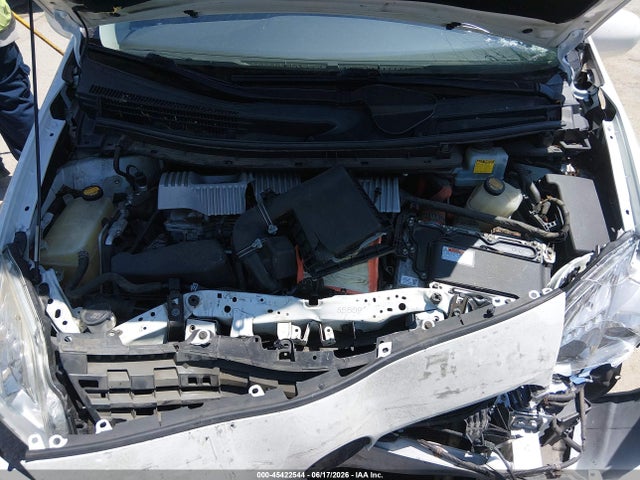 Toyota Prius Three 2014 JTDKN3DU2E1759632 Image 10