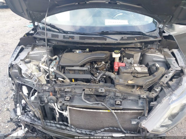 JN1BJ1CPXHW002502 Nissan Rogue Sport S